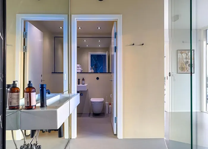 Exclusive Penthouse With Sunset Views