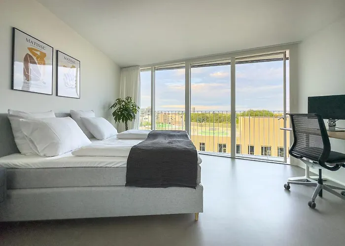 Exclusive Penthouse With Sunset Views *