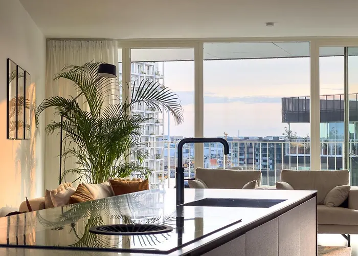 Exclusive Penthouse With Sunset Views *