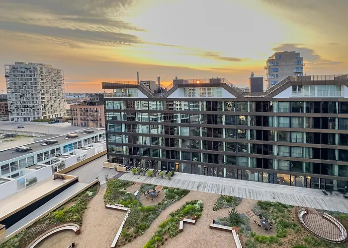 Exclusive Penthouse With Sunset Views