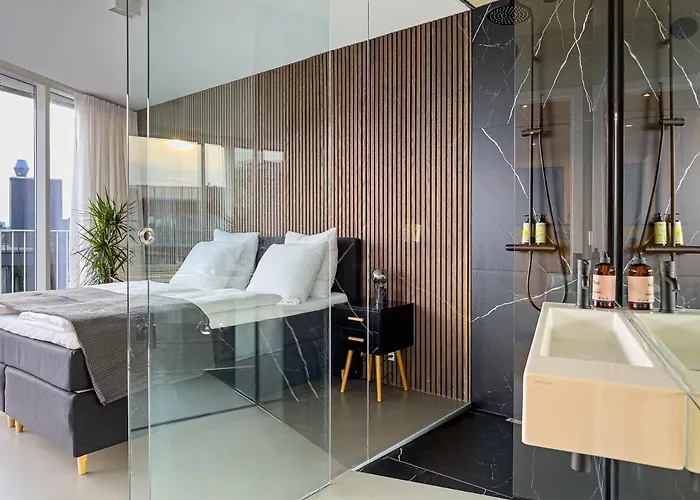 Exclusive Penthouse With Sunset Views