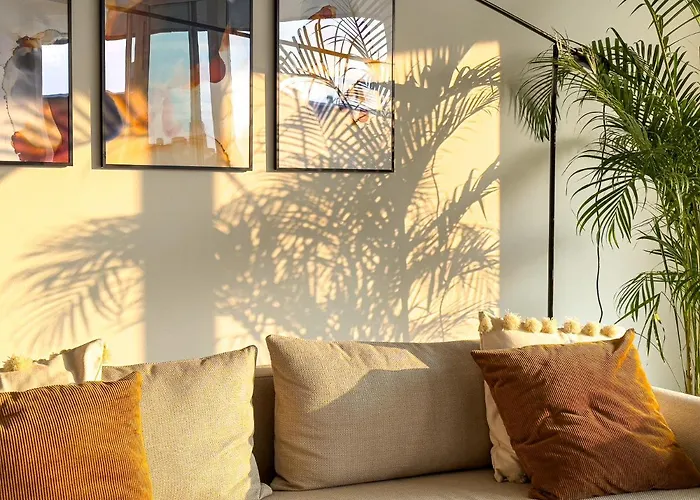 아파트 Exclusive Penthouse With Sunset Views