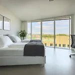 Exclusive Penthouse With Sunset Views *