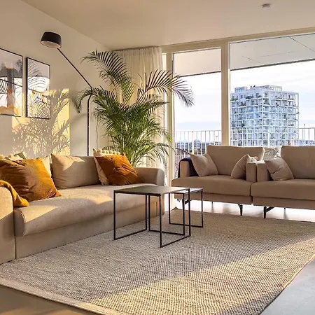 Exclusive Penthouse With Sunset Views