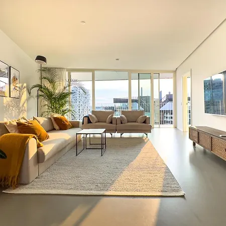 Exclusive Penthouse With Sunset Views Lägenhet *